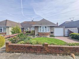 Photo of Chelsworth Crescent, Southend-on-Sea